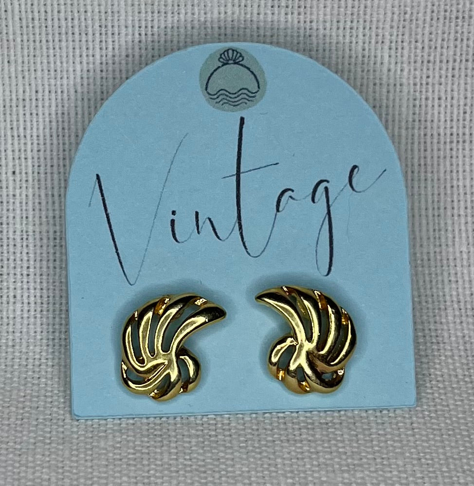 $8 Vintage Earrings 5