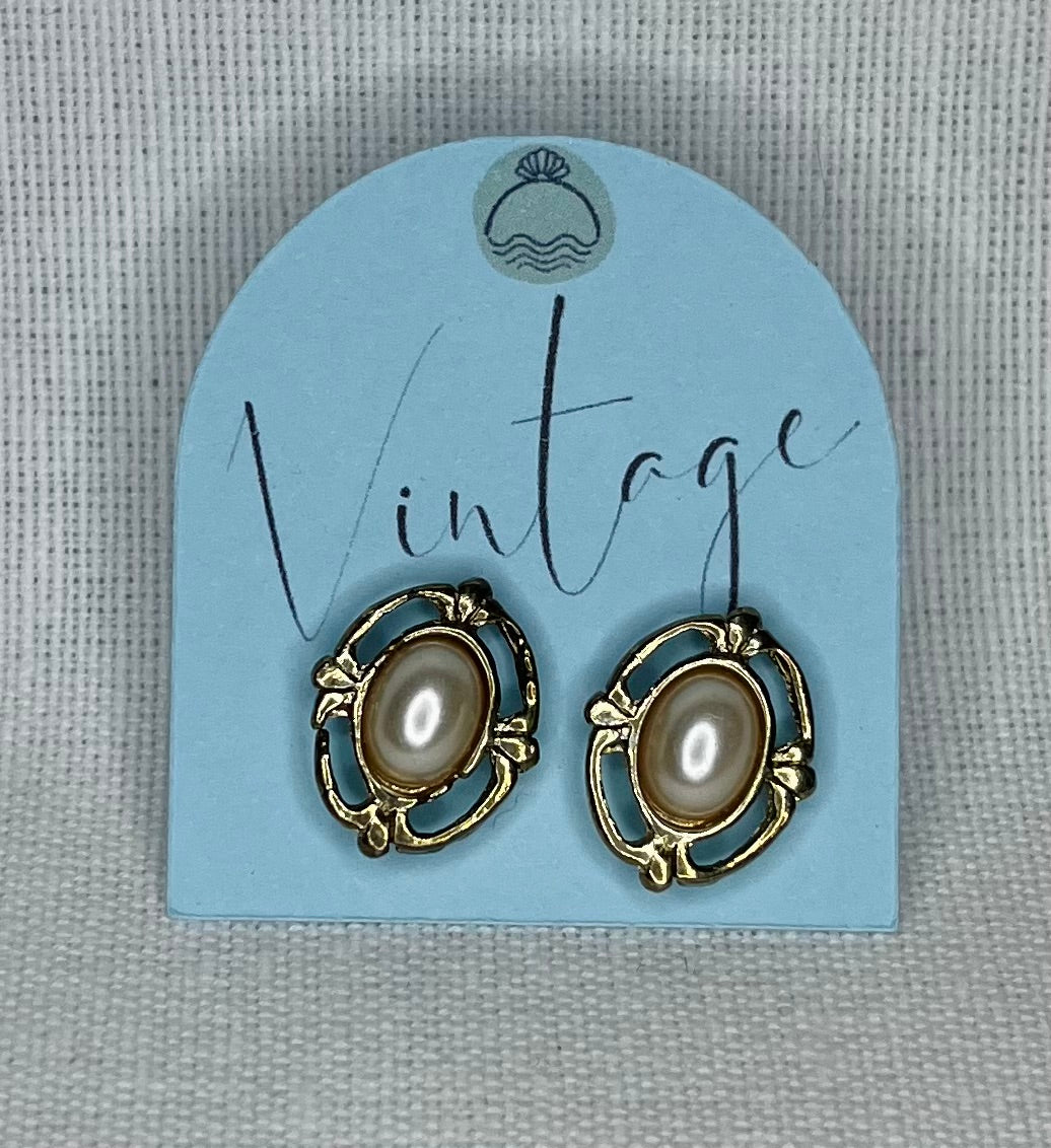 $8 Vintage Earrings 11