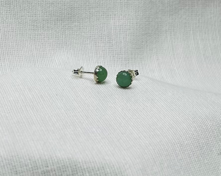 Essential Studs