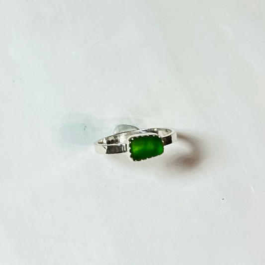 Green Sea Glass Ring With Hammered Band
