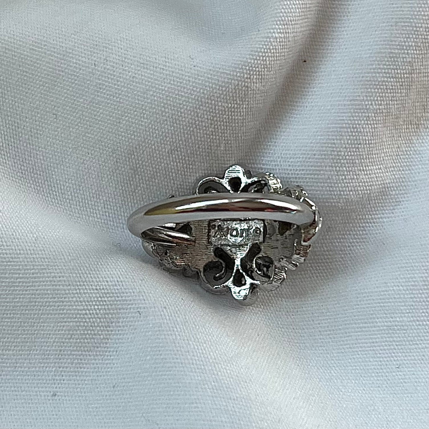 Avon Midnight Splendor Ring