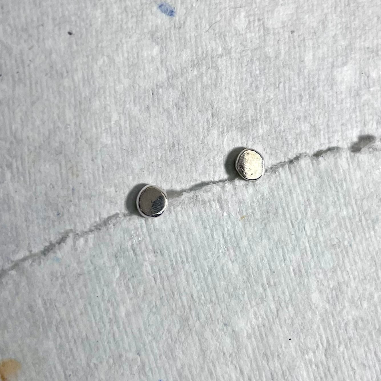 Pebble Studs