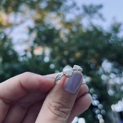 Leafy Pearl Ring