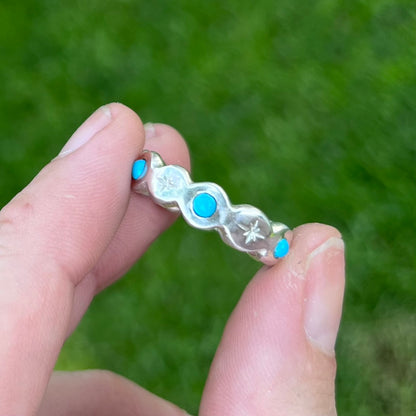 Sleepy Stars Ring