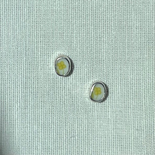 Lil Yellow China Flower Studs