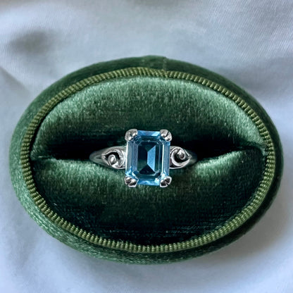 Avon Blue Ice Ring