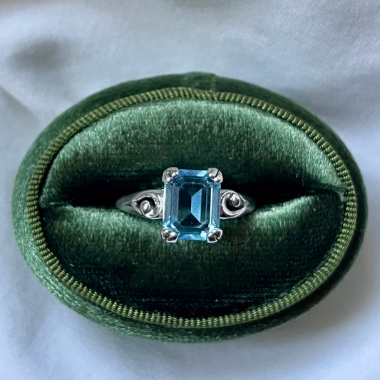 Avon Blue Ice Ring