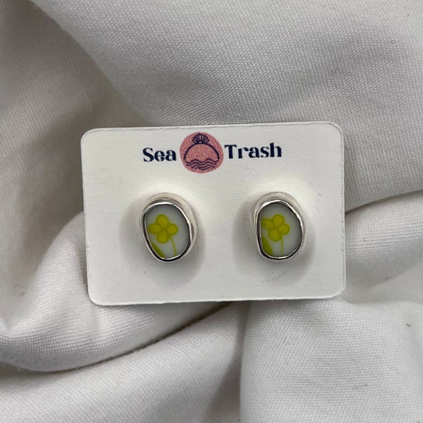 Lil Yellow China Flower Studs